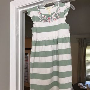 Matilda Jane size 6 dress with floral neck detail